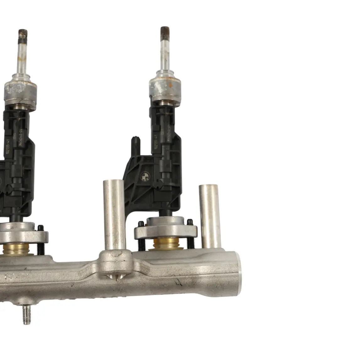 Rail Fuel High Pressure Rail Petrol B38 to BMW F40 Mini F56 Injection with Part number 8665631 BMW F40 Mini F56 Injection Rail Fuel High Pressure Rail Petrol B38 - SKU 8665631-1 - Part number 8665631