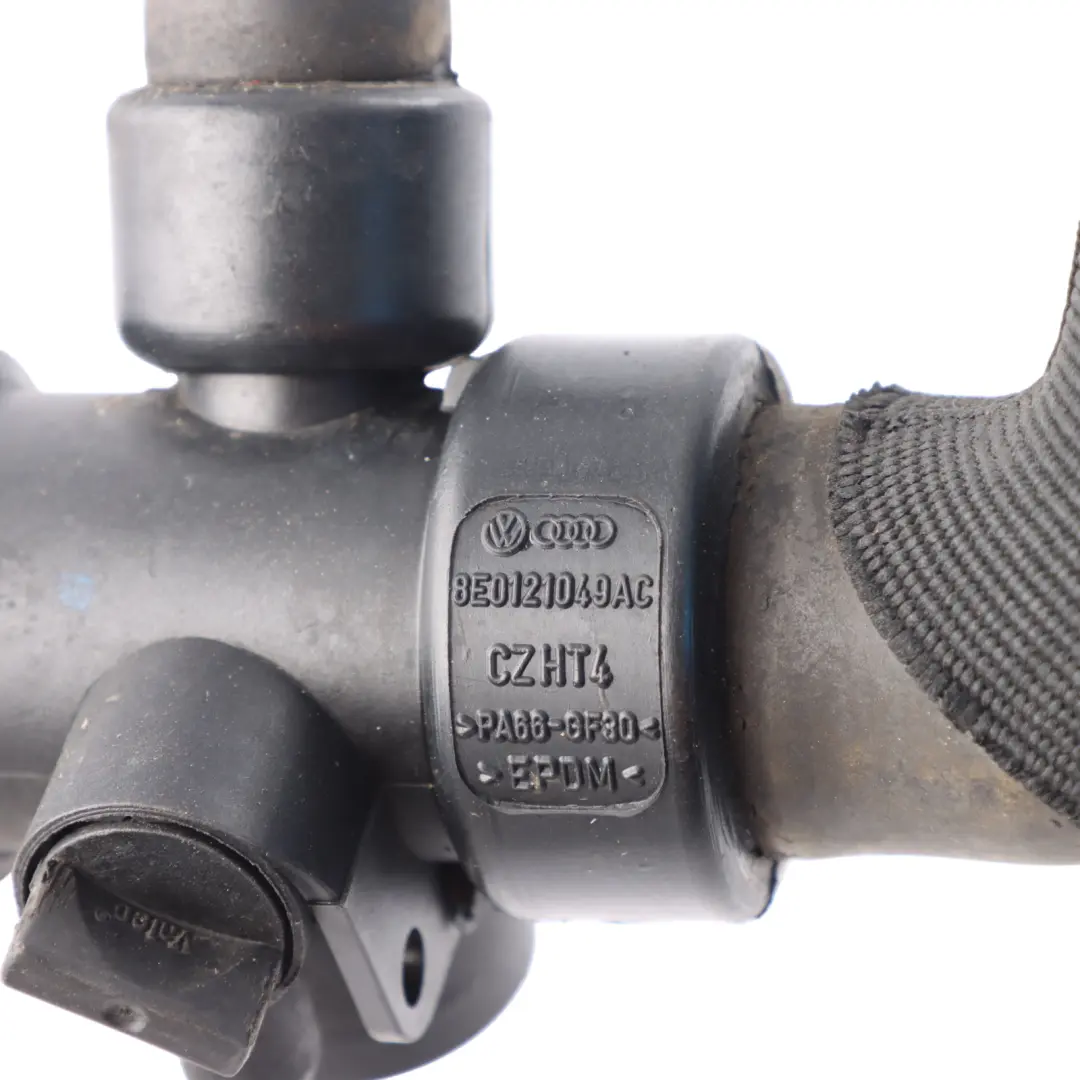 Audi A4 B7 Wasserschlauch Kühlung Kühler Kühlmittelleitung 2.0 Diesel 8E0121049L - SKU 8E0121049AC - Teilenummer 8E0121049AC