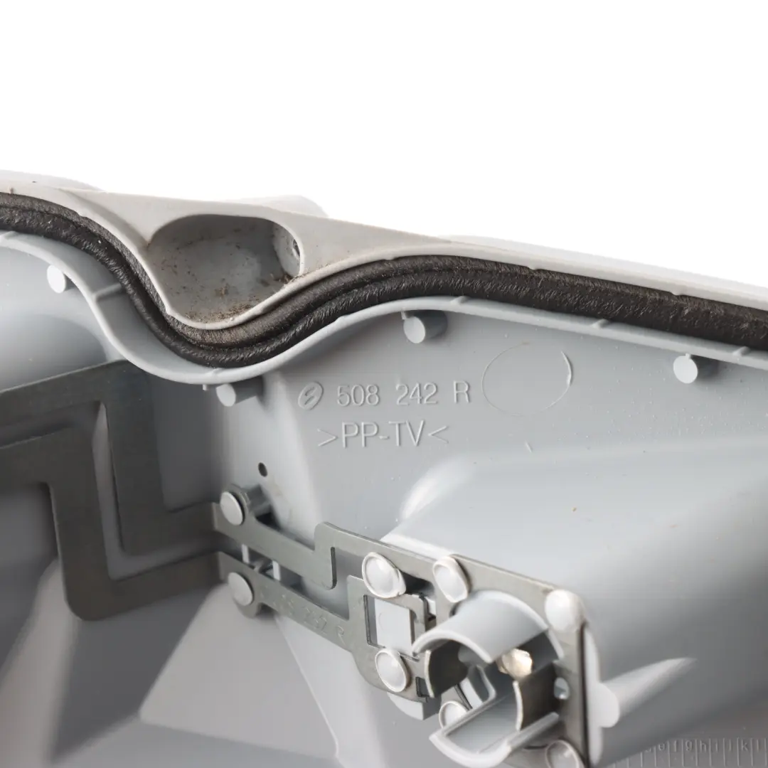 Douille Ampoule Feu Arrière Droit Côté Passager Support pour Audi TT 8J à propos du numéro de pièce 8J0945258A Audi TT 8J Douille Ampoule Feu Arrière Droit Côté Passager Support - SKU 8J0945258A - Numéro de pièce 8J0945258A