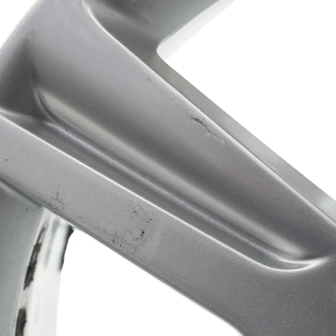 Audi A4 B8 A5 8T Srebrna Felga Aluminiowa 17" ET:45 7,5J 8K0601025B - SKU 8K0601025B-2 - Numer Części 8K0601025B-2