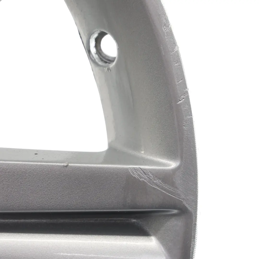 Audi A4 B8 A5 8T Silberne Leichtmetallfelge 17" ET:45 7,5J 8K0601025B - SKU 8K0601025B-2 - Teilenummer 8K0601025B-2