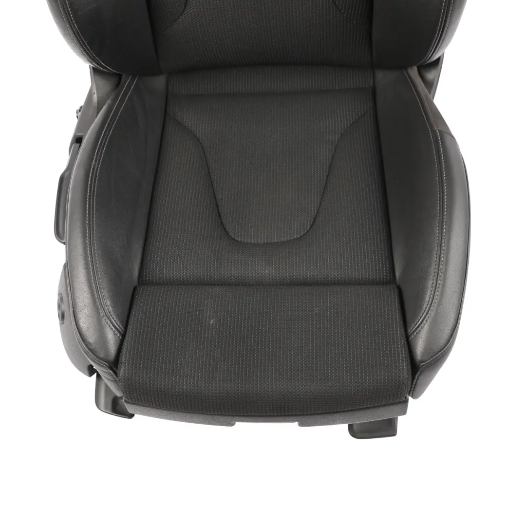 8K Sport Asiento Delantero S-Line Medio Cuero Negro Gris Derecho para Audi A4 B8 con número de pieza 8K0881806BG Audi A4 B8 8K Sport Asiento Delantero S-Line Medio Cuero Negro Gris Derecho - SKU 8K0881806BG - Número de pieza 8K0881806BG