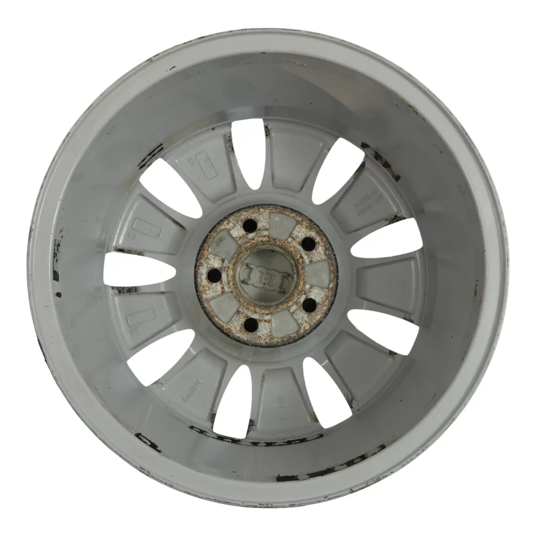 Cerchio In Lega 16" 6,5J ET:50 A 9 Razze per Audi A3 8P Silver con numero di parte 8P0601025AA Audi A3 8P Silver Cerchio In Lega 16" 6,5J ET:50 A 9 Razze - SKU 8P0601025AA-1 - Numero di parte 8P0601025AA
