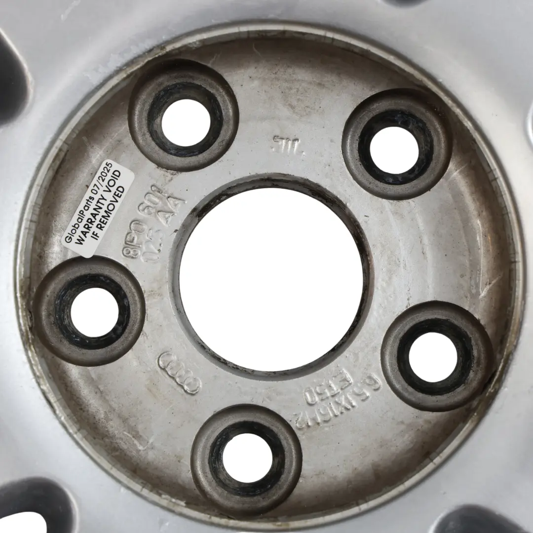 Audi A3 8P Jante Alliage Argent 16" 6,5J ET:50 9 Branches - SKU 8P0601025AA-2 - Numéro de pièce 8P0601025AA