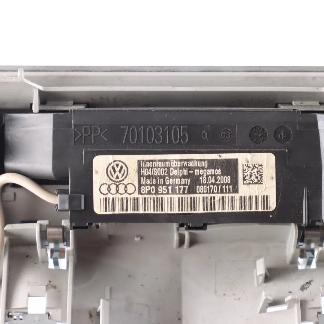 Audi A3 8P Innenraum Dach Leselampe Höflichkeitsleuchte Vorne - SKU 8P0951177-4 - Teilenummer 8P0951177