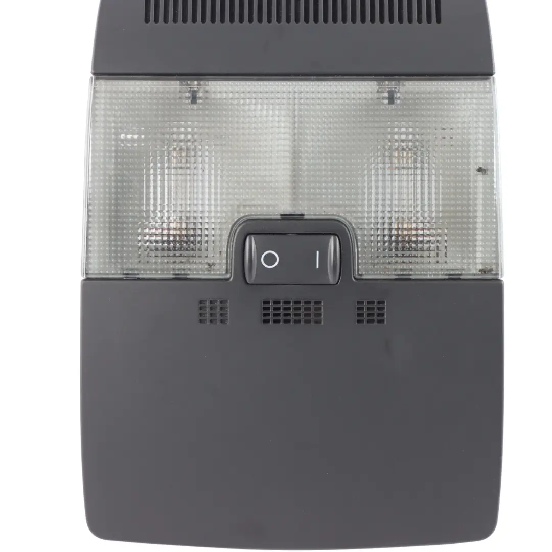 Audi A3 8P Plafonnier Intérieur Éclairage Courtoisie Avant - SKU 8P0951177-4 - Numéro de pièce 8P0951177