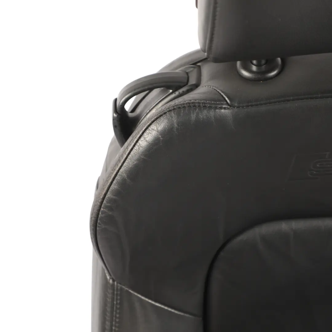 Front Seat Leather Soul Black Vienna Right O/S to Audi A3 8P Cabrio S-Line with Part number 8P7881806M Audi A3 8P Cabrio S-Line Front Seat Leather Soul Black Vienna Right O/S - SKU 8P7881806M - Part number 8P7881806M