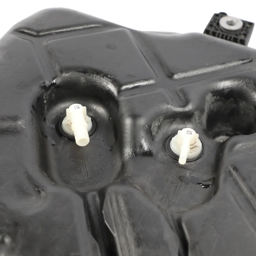Audi Q5 8R AdBlue Tank Fluid Reservoir 2.0 TDI Diesel - SKU 8R0131877D - Part number 8R0131877D