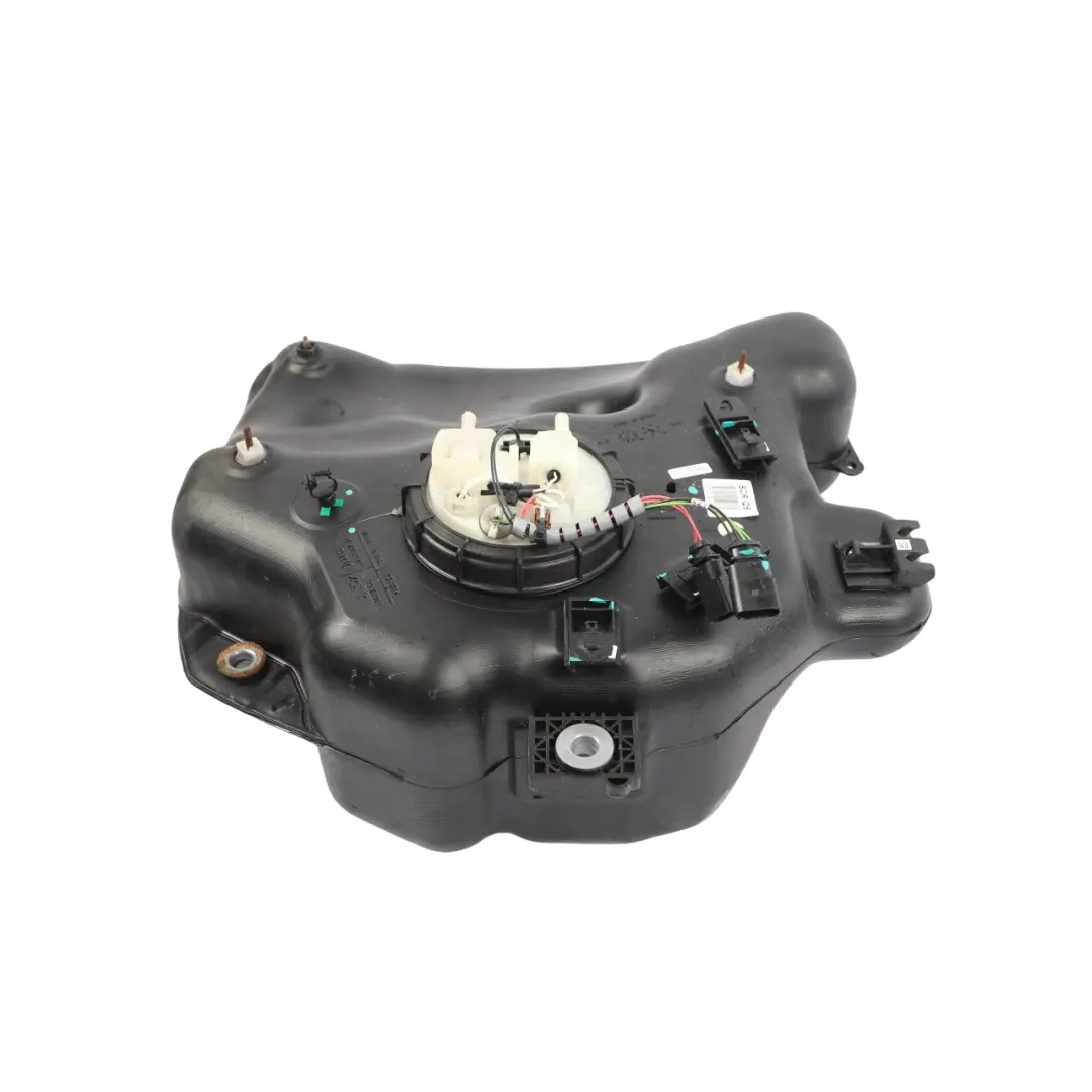 Audi Q5 8R AdBlue Tank Fluid Reservoir 2.0 TDI Diesel - SKU 8R0131877D - Part number 8R0131877D