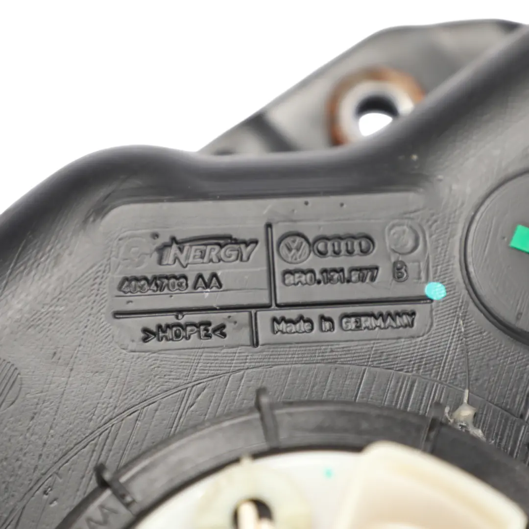 AdBlue Tank Fluid Reservoir 2.0 TDI Diesel to Audi Q5 8R with Part number 8R0131877D Audi Q5 8R AdBlue Tank Fluid Reservoir 2.0 TDI Diesel - SKU 8R0131877D - Part number 8R0131877D