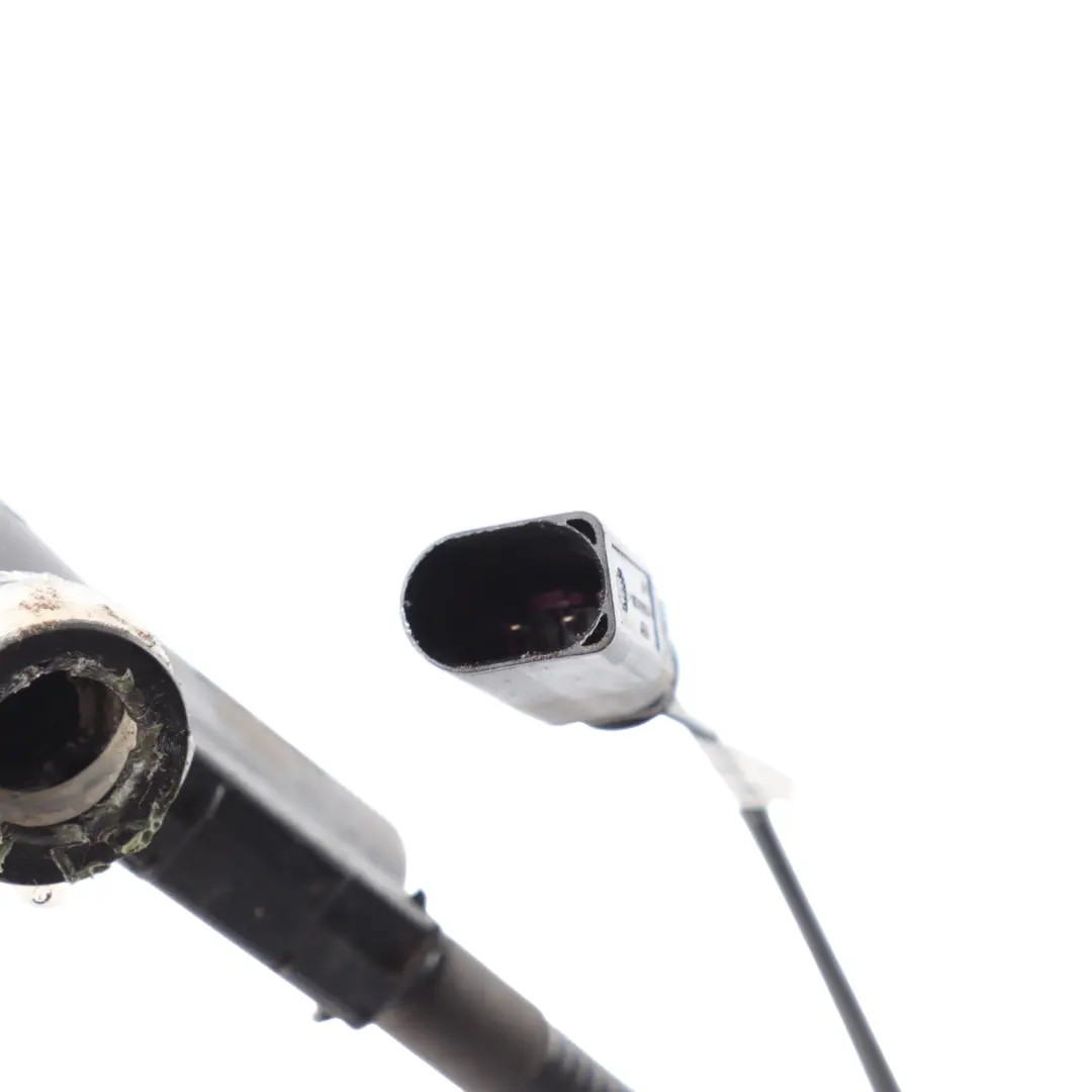 AdBlue Supply Feed Pipe Hose Line Tube 2.0 TDI to Audi Q5 8R with Part number 8R0131911 Audi Q5 8R AdBlue Supply Feed Pipe Hose Line Tube 2.0 TDI - SKU 8R0131911 - Part number 8R0131911