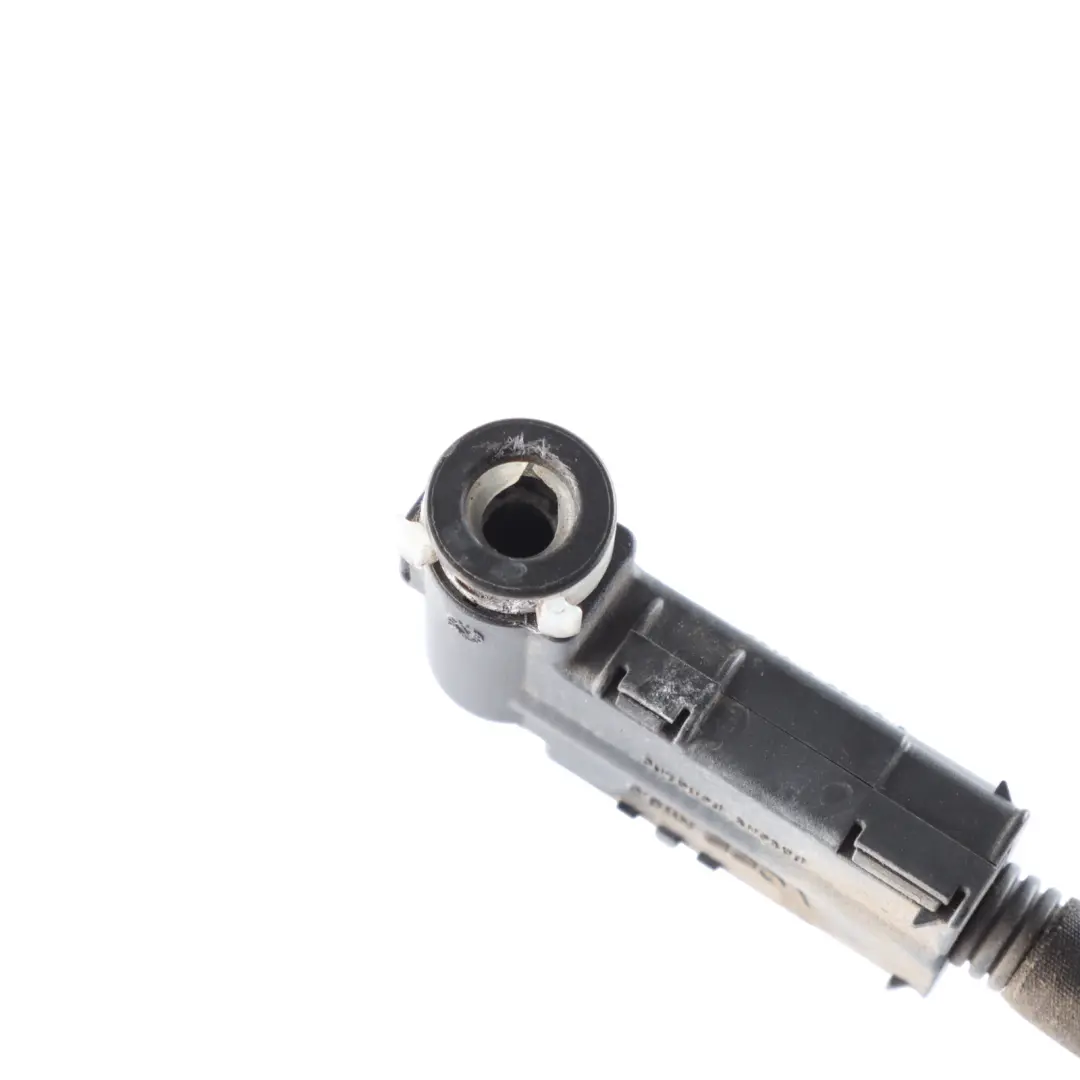 AdBlue Supply Feed Pipe Hose Line Tube 2.0 TDI to Audi Q5 8R with Part number 8R0131911 Audi Q5 8R AdBlue Supply Feed Pipe Hose Line Tube 2.0 TDI - SKU 8R0131911 - Part number 8R0131911