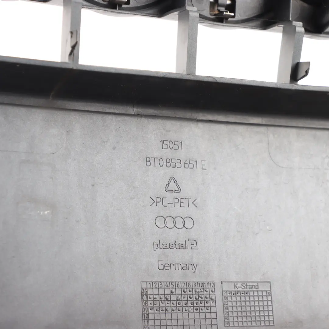 Przedni Zderzak Grill Atrapa Osłona Chłodnicy do Audi A5 8T o numerze 8T0853651E Audi A5 8T Przedni Zderzak Grill Atrapa Osłona Chłodnicy - SKU 8T0853651E-1 - Numer Części 8T0853651E