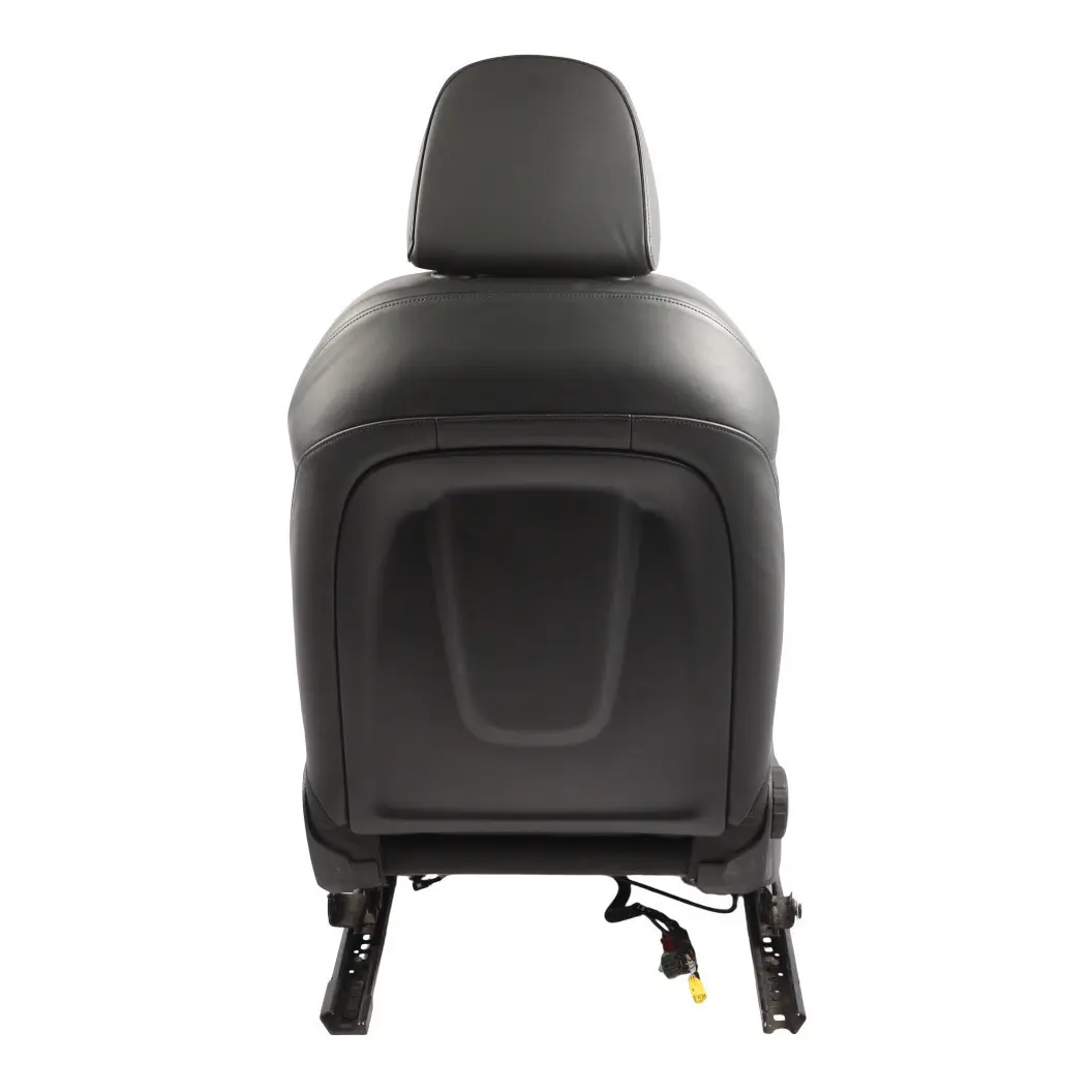 Asiento Delantero Calefactable Cuero Negro Derecho para Audi A5 8T Hatchback S-Line con número de pieza 8T8881806AB Audi A5 8T Hatchback S-Line Asiento Delantero Calefactable Cuero Negro Derecho - SKU 8T8881806AB - Número de pieza 8T8881806AB