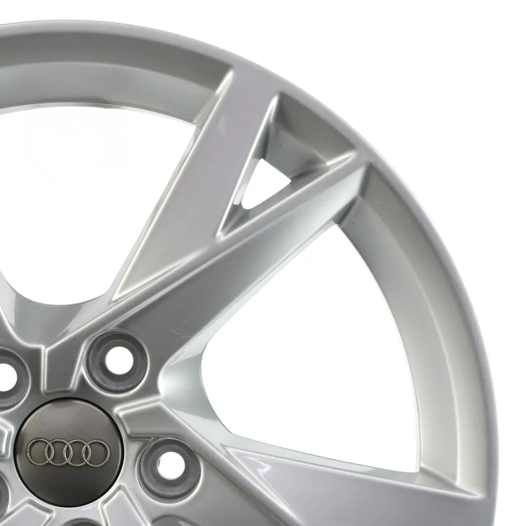 Audi Q3 8U Cerchio Ruota In Lega Argento 17" ET:43 7J - SKU 8U0601025AM-2 - Numero di parte 8U0601025AM