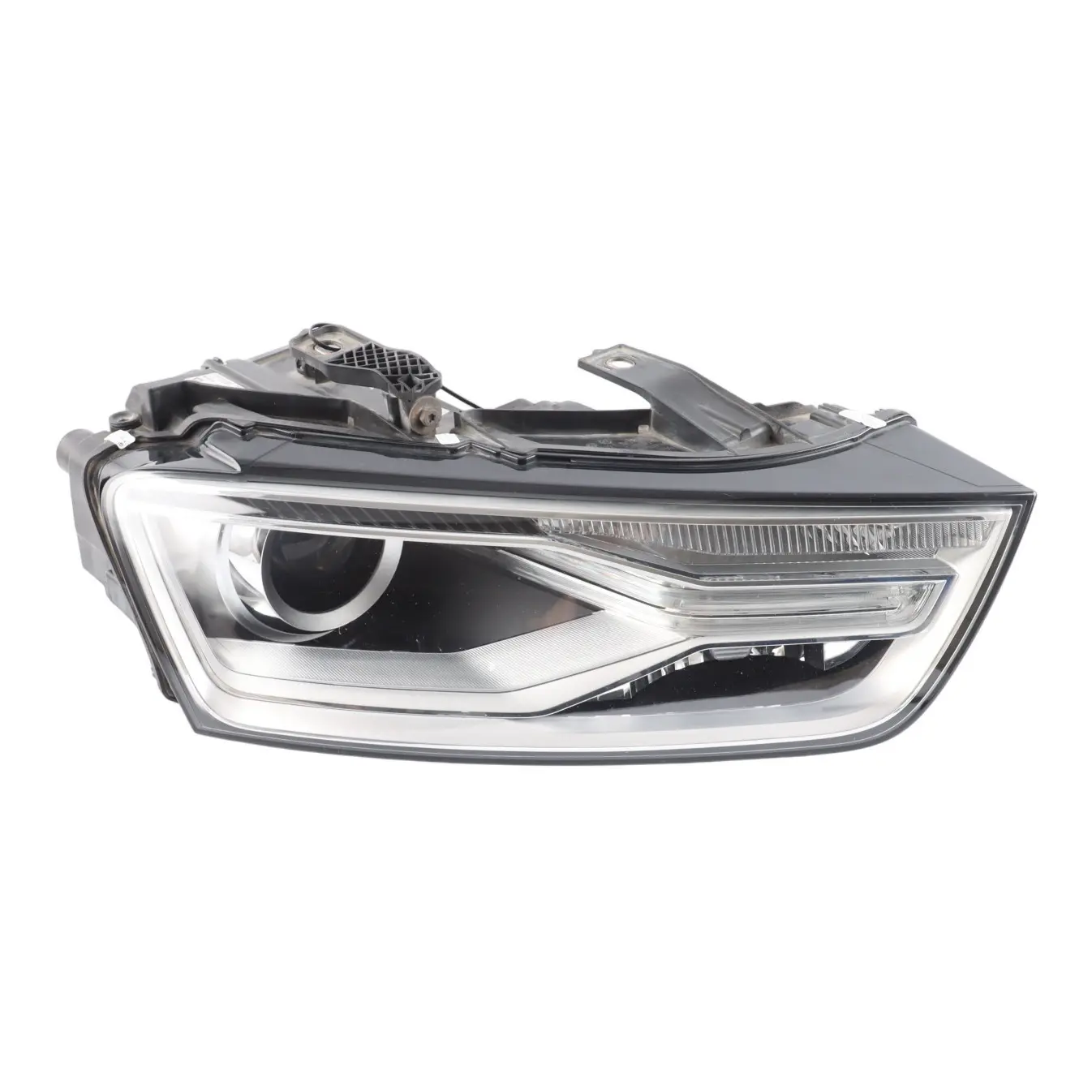 Audi Q3 8U Front Lamp Headlight Xenon Right O/S Passenger Side 8U0941006D