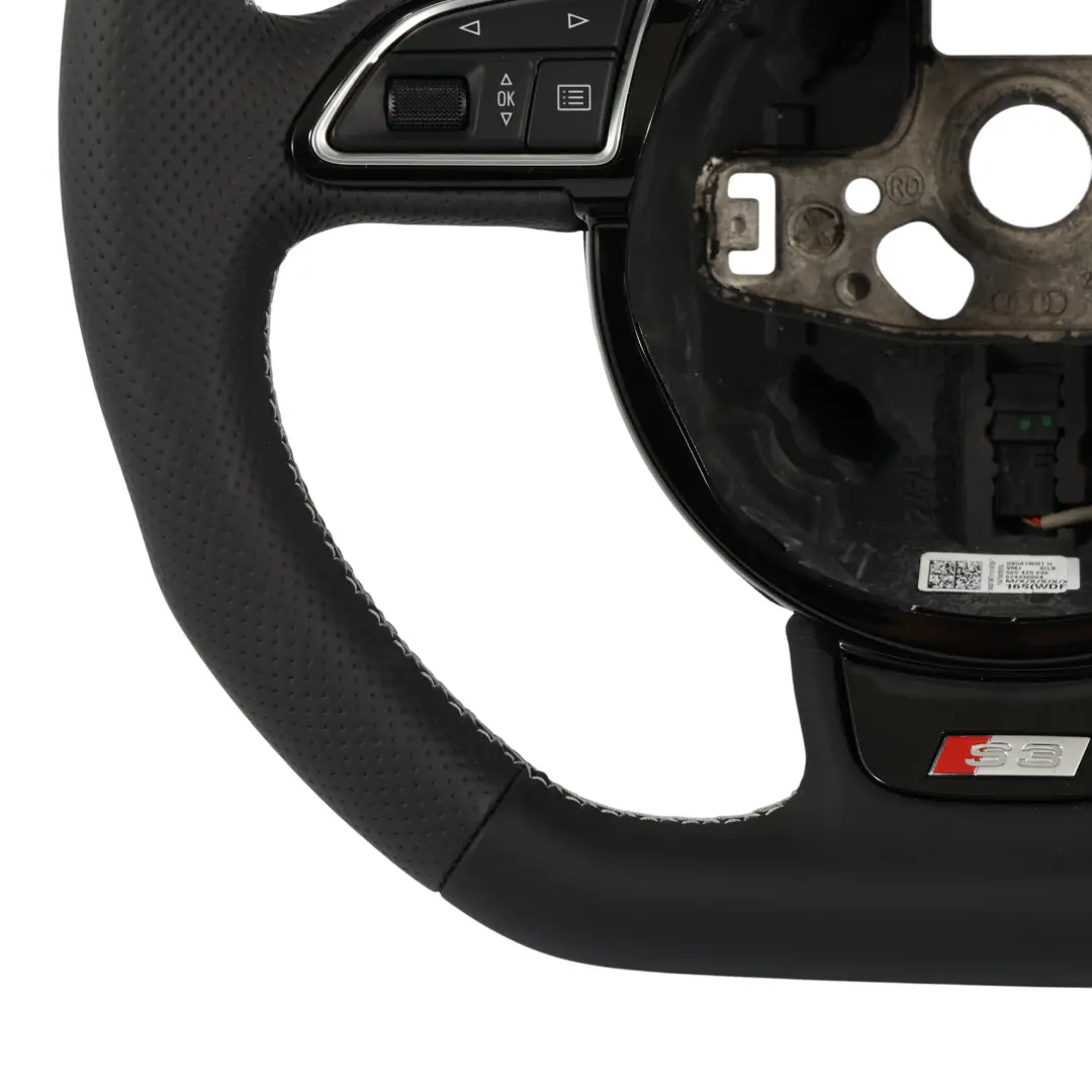 NUOVO In Pelle Nera Fondo Piatto per Audi A3 S3 8V Volante con numero di parte 8V0419091H Audi A3 S3 8V Volante NUOVO In Pelle Nera Fondo Piatto - SKU 8V0419091H-1 - Numero di parte 8V0419091H
