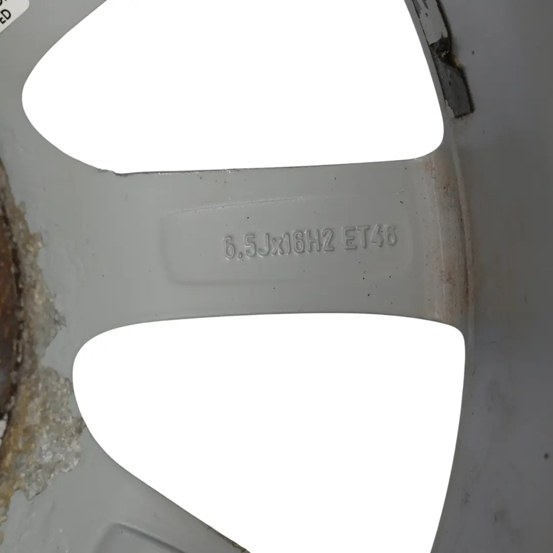 Audi A3 8V Felga Aluminiowa Srebrna 16" 6.5J ET46 - SKU 8V0601025BM-1 - Numer Części 8V0601025BM