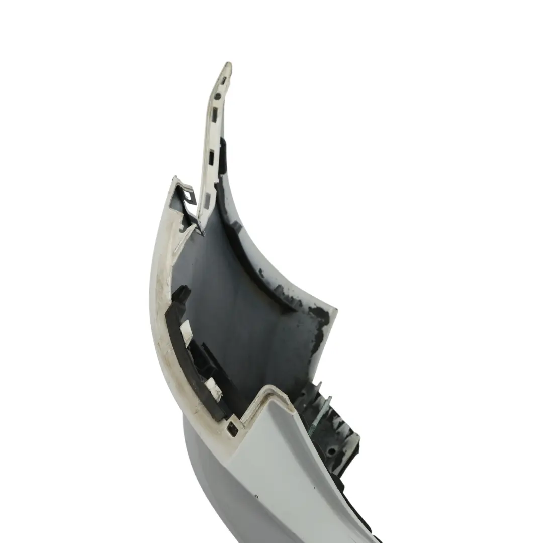 Panel Ozdobny Tylnego Zderzaka Glacier White Pearl - S9R do Audi S3 8V o numerze 8V3807067D Audi S3 8V Panel Ozdobny Tylnego Zderzaka Glacier White Pearl - S9R - SKU 8V3807067D-MGW - Numer Części 8V3807067D