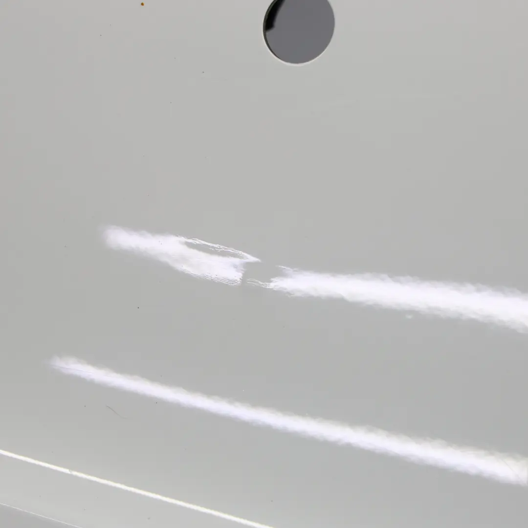 Panel Ozdobny Tylnego Zderzaka Glacier White Pearl - S9R do Audi S3 8V o numerze 8V3807067D Audi S3 8V Panel Ozdobny Tylnego Zderzaka Glacier White Pearl - S9R - SKU 8V3807067D-MGW - Numer Części 8V3807067D