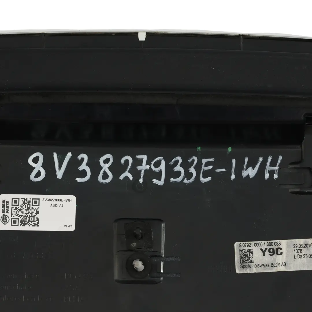 Heckspoiler Kofferraum Heckklappe Kofferraumdeckel Ibis White - Y9C für Audi A3 8V mit Teilenummer 8V3827933E Audi A3 8V Heckspoiler Kofferraum Heckklappe Kofferraumdeckel Ibis White - Y9C - SKU 8V3827933E-IWH - Teilenummer 8V3827933E