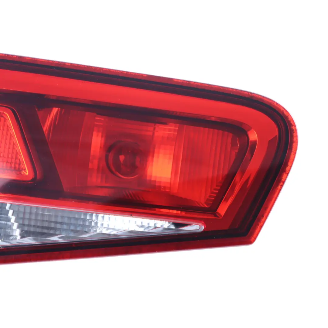 Door Rear Lamp Trunk Boot Tailgate Inner Light Left N/S to Audi A3 8V 3 with Part number 8V3945075 Audi A3 8V 3 Door Rear Lamp Trunk Boot Tailgate Inner Light Left N/S - SKU 8V3945075 - Part number 8V3945075
