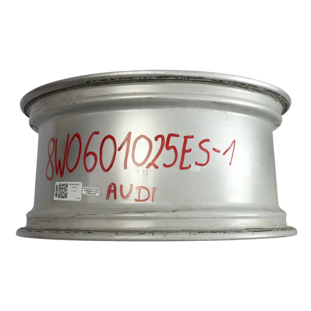 Cerchi In Lega Argento 19" 8,5J ET:40 per Audi A4 B9 con numero di parte 8W0601025ES Audi A4 B9 Cerchi In Lega Argento 19" 8,5J ET:40 - SKU 8W0601025ES-1 - Numero di parte 8W0601025ES
