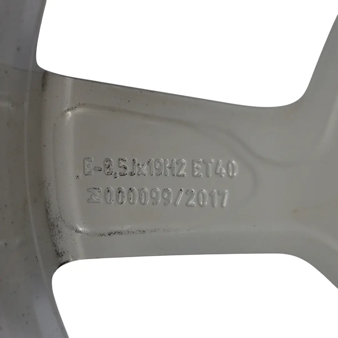 Audi A4 B9 Felga Aluminiowa Srebrna 19" 8,5J ET:40 - SKU 8W0601025ES-1 - Numer Części 8W0601025ES