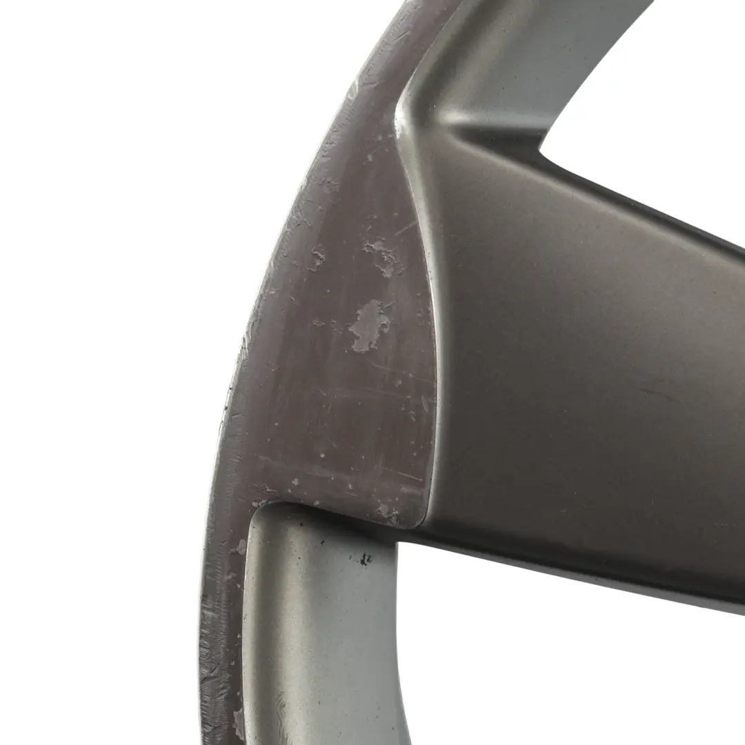 Jante Alliage Rotor Argent 18" 7.5J ET:39,5 pour Audi A1 S1 8X à propos du numéro de pièce 8X0601025AR Audi A1 S1 8X Jante Alliage Rotor Argent 18" 7.5J ET:39,5 - SKU 8X0601025AR-1 - Numéro de pièce 8X0601025AR