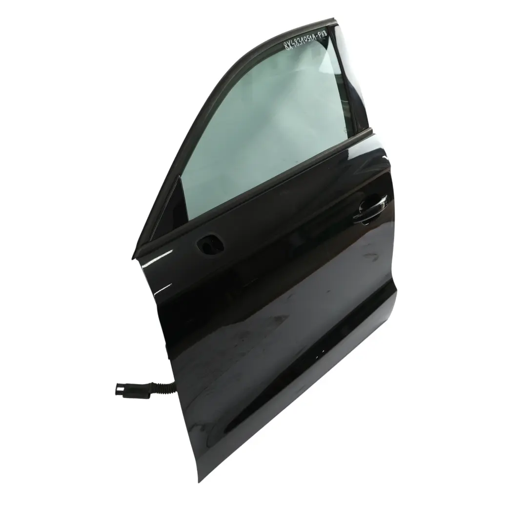 Tür Vorne Links Phantom Black Schwarz - Z9Y für Audi A1 8X mit Teilenummer 8X4831051A Audi A1 8X Tür Vorne Links Phantom Black Schwarz - Z9Y - SKU 8X4831051A-PHB - Teilenummer 8X4831051A