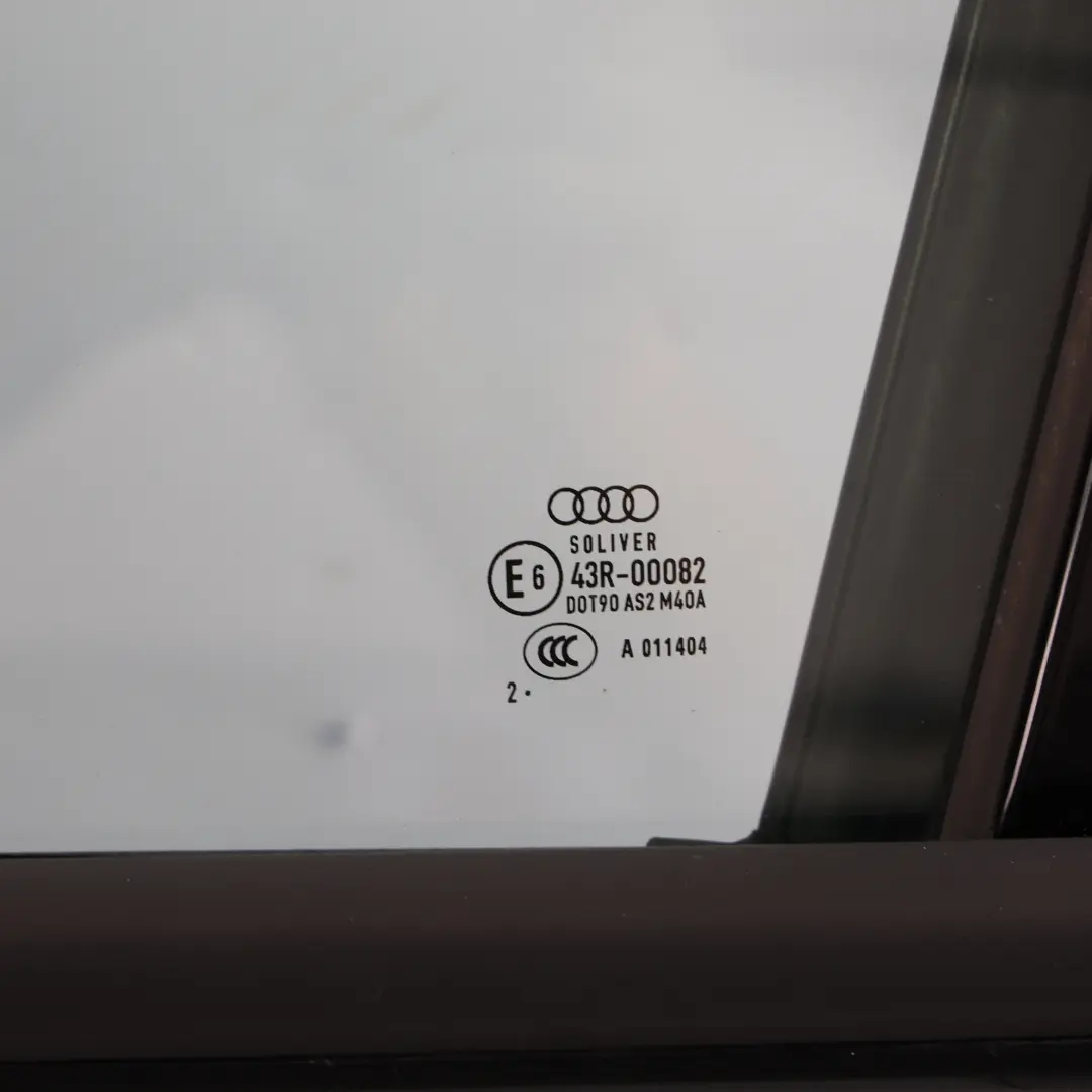 Audi A1 8X Puerta Delantera Izquierda Phantom Black Negro - Z9Y - SKU 8X4831051A-PHB - Número de pieza 8X4831051A