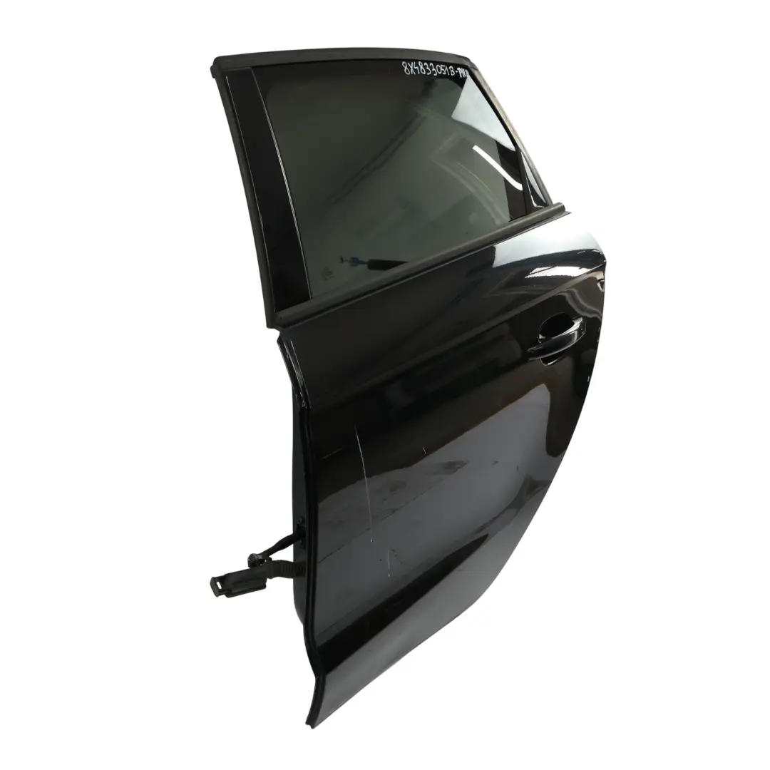 Porta Posteriore Sinistra Phantom Black Nero - Z9Y per Audi A1 S1 8X con numero di parte 8X4833051B Audi A1 S1 8X Porta Posteriore Sinistra Phantom Black Nero - Z9Y - SKU 8X4833051B-PHB - Numero di parte 8X4833051B