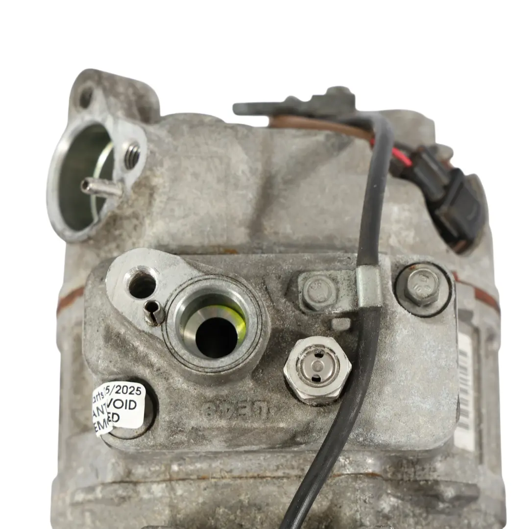 N63N Sprężarka Klimatyzacji Klimatyzacji do BMW F01 F02 F10 F11 F15 o numerze 9399061 BMW F01 F02 F10 F11 F15 N63N Sprężarka Klimatyzacji Klimatyzacji - SKU 9399061 - Numer Części 9399061