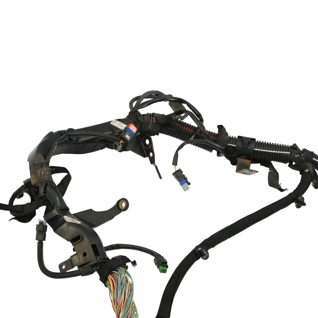 DV6 Wiązka Przewodów Silnika do Peugeot 207 1.6 HDi o numerze 9663381380 Peugeot 207 1.6 HDi DV6 Wiązka Przewodów Silnika - SKU 9663381380 - Numer Części 9663381380