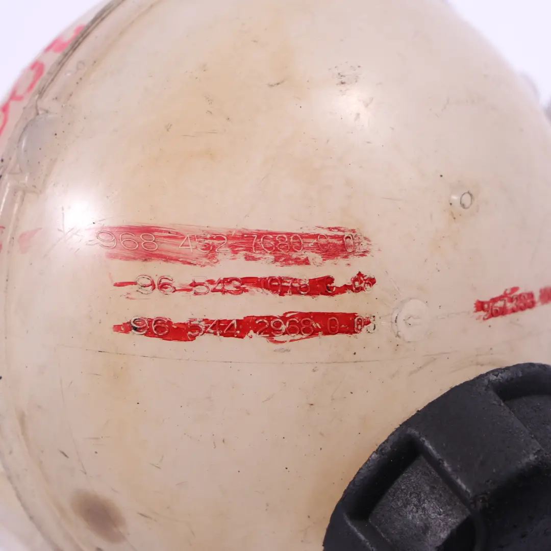 Citroen DS5 Refrigerante Rebosadero Depósito De Expansión Botella para con número de pieza 9684527680 Citroen DS5 Refrigerante Rebosadero Depósito De Expansión Botella - SKU 9684527680 - Número de pieza 9684527680