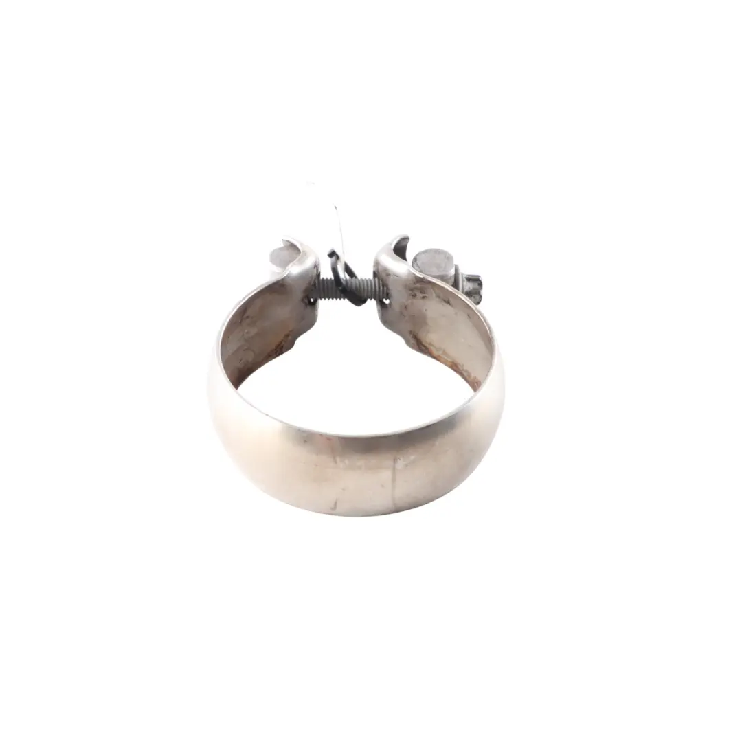 Collier Serrage Tuyau D'Échappement Arrière pour Mercedes ML W164 W204 W205 W221 à propos du numéro de pièce A0004901541 Mercedes ML W164 W204 W205 W221 Collier Serrage Tuyau D'Échappement Arrière - SKU A0004901541 - Numéro de pièce A0004901541
