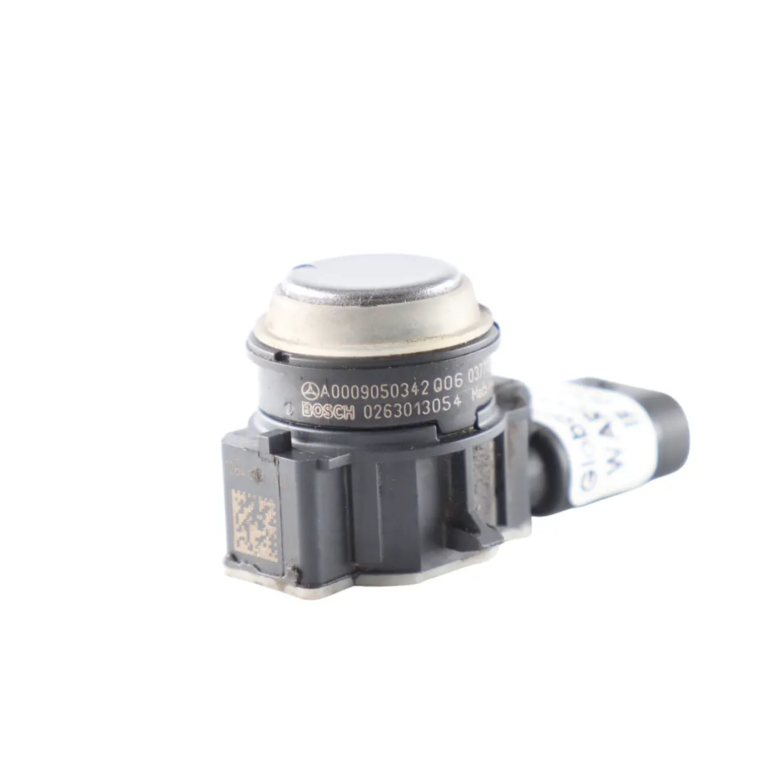 Parachoques Delantero Mercedes W176 Sensor Aparcamiento PDC Gris Montaña - 787 para con número de pieza A0009050342 Parachoques Delantero Mercedes W176 Sensor Aparcamiento PDC Gris Montaña - 787 - SKU A0009050342-MG - Número de pieza A0009050342