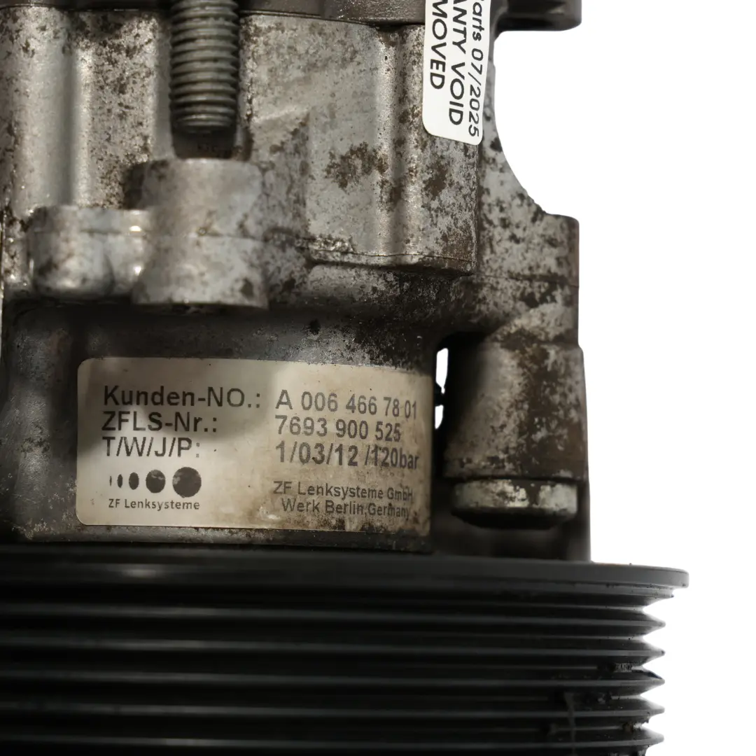 Mercedes W639 W906 Diesel Power Steering Pump Mechanical Oil Unit A0064661701 - SKU A0064667801-3 - Part number A0064667801