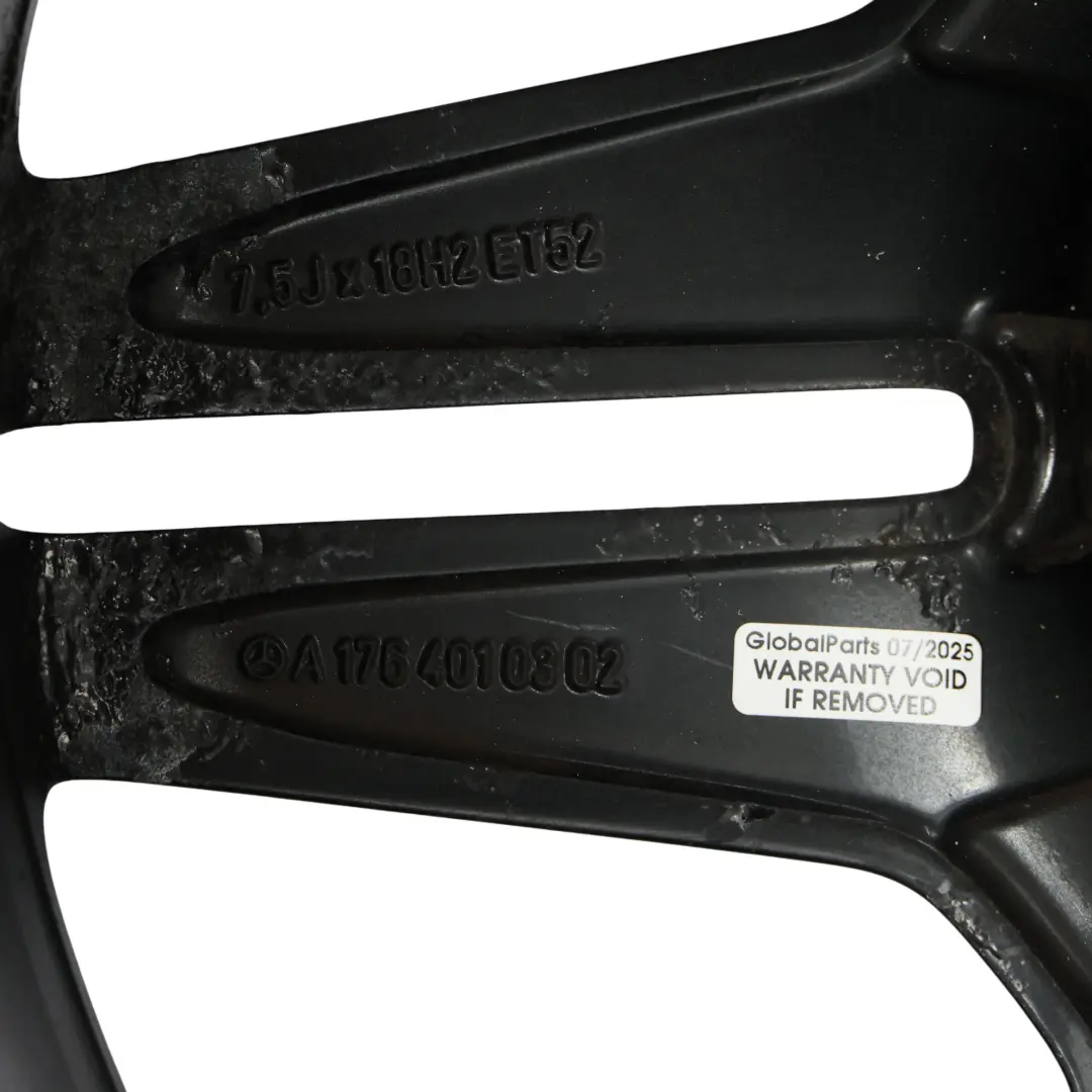 Jante Alliage 18" 5 Double rayon ET:52 7.5J pour Mercedes W176 W246 AMG à propos du numéro de pièce A1764010302 Mercedes W176 W246 AMG Jante Alliage 18" 5 Double rayon ET:52 7.5J - SKU A1764010302-2 - Numéro de pièce A1764010302