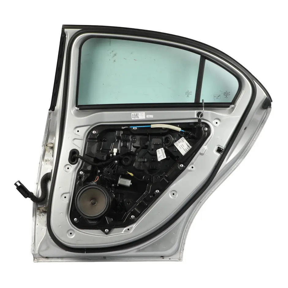 Mercedes W176 Drzwi Prawe Tylne Polar Silver Srebrny Metalik - 761 - SKU A1767300205-PLS - Numer Części A1767300205