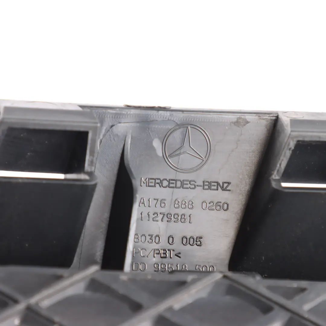 Atrapa Grill Chłodnicy Maski Przód Chrom do Mercedes W176 o numerze A1768880260 Mercedes W176 Atrapa Grill Chłodnicy Maski Przód Chrom - SKU A1768880260 - Numer Części A1768880260