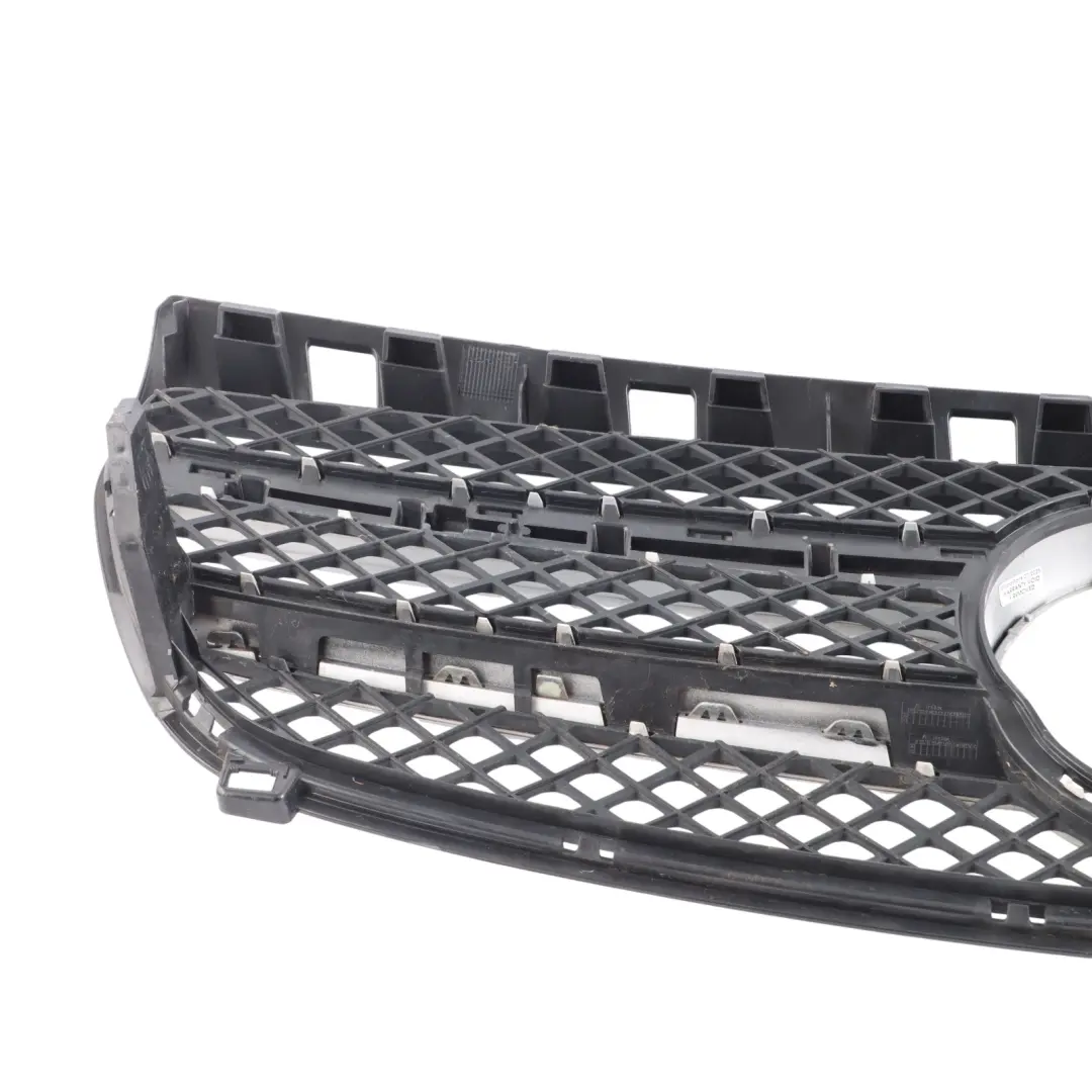 Mercedes W176 Radiador Rejilla Capó Delantero Capó Viga Panel Cromo - SKU A1768880260 - Número de pieza A1768880260