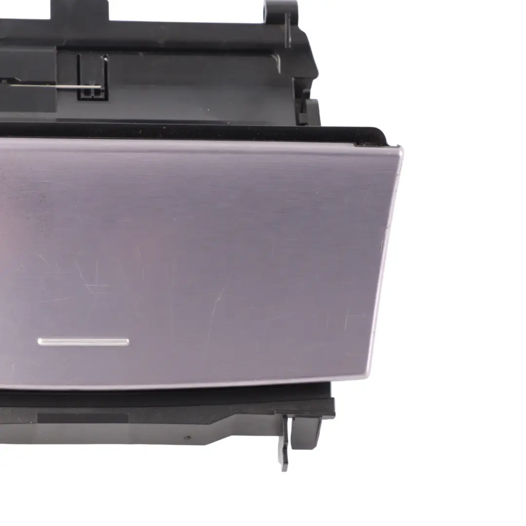 Mittelkonsole Aschenbecher Vorne für Mercedes CL203 W203 mit Teilenummer A2036805250 Mercedes CL203 W203 Mittelkonsole Aschenbecher Vorne - SKU A2036805250 - Teilenummer A2036805250