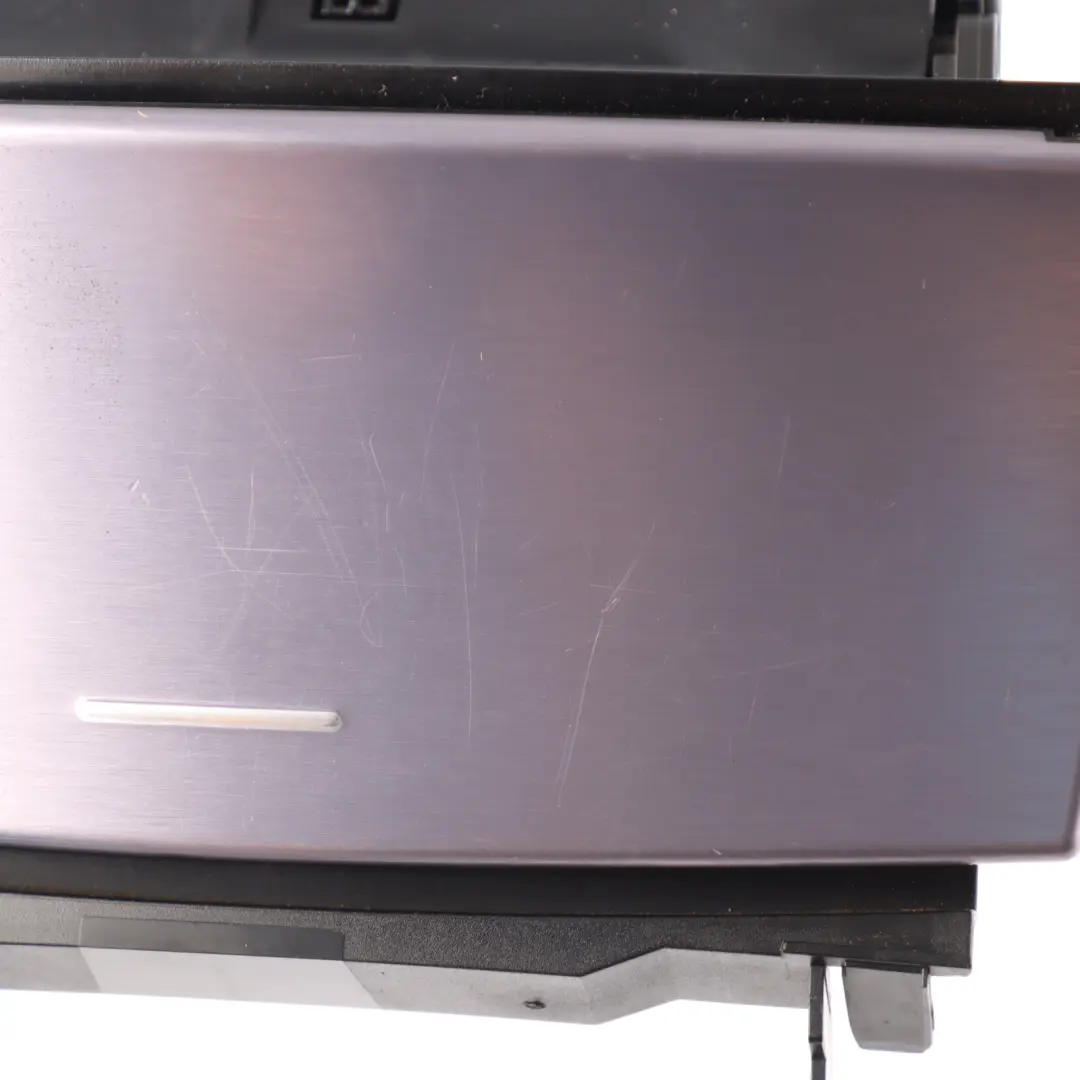 Cendrier De Console Centrale Avant pour Mercedes CL203 W203 à propos du numéro de pièce A2036805250 Mercedes CL203 W203 Cendrier De Console Centrale Avant - SKU A2036805250 - Numéro de pièce A2036805250