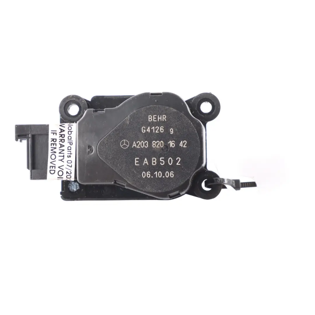 Actionneur De Volet Mercedes W163 W203 W211 BEHR Moteur De Chauffage pour à propos du numéro de pièce A2038201642 Actionneur De Volet Mercedes W163 W203 W211 BEHR Moteur De Chauffage - SKU A2038201642 - Numéro de pièce A2038201642
