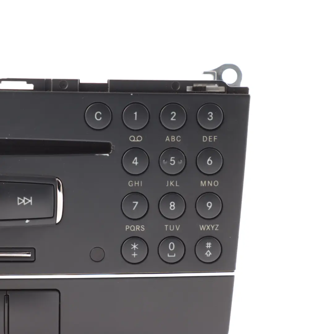 Mercedes W204 Radio Player Head Unit COMAND Sat Nav Autoradio - SKU A2048709790 - Part number A2048709790