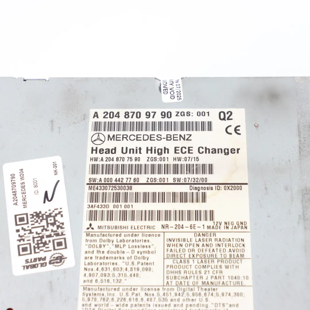 Radio Player Head Unit COMAND Sat Nav Autoradio to Mercedes W204 with Part number A2048709790 Mercedes W204 Radio Player Head Unit COMAND Sat Nav Autoradio - SKU A2048709790 - Part number A2048709790