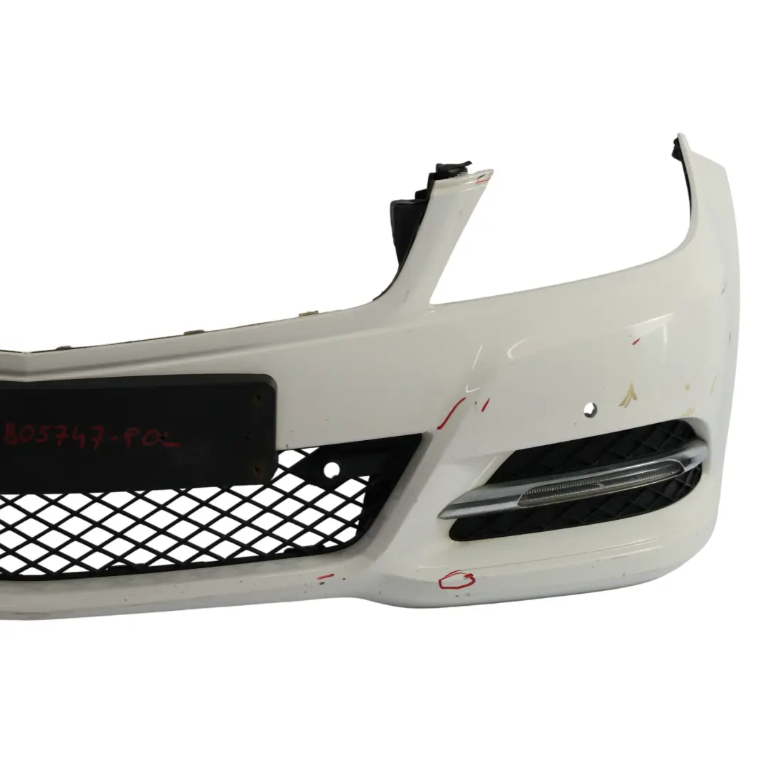 Mercedes W204 Przedni Zderzak Polar White Biały - 149 - SKU A2048805747-POL - Numer Części A2048805747