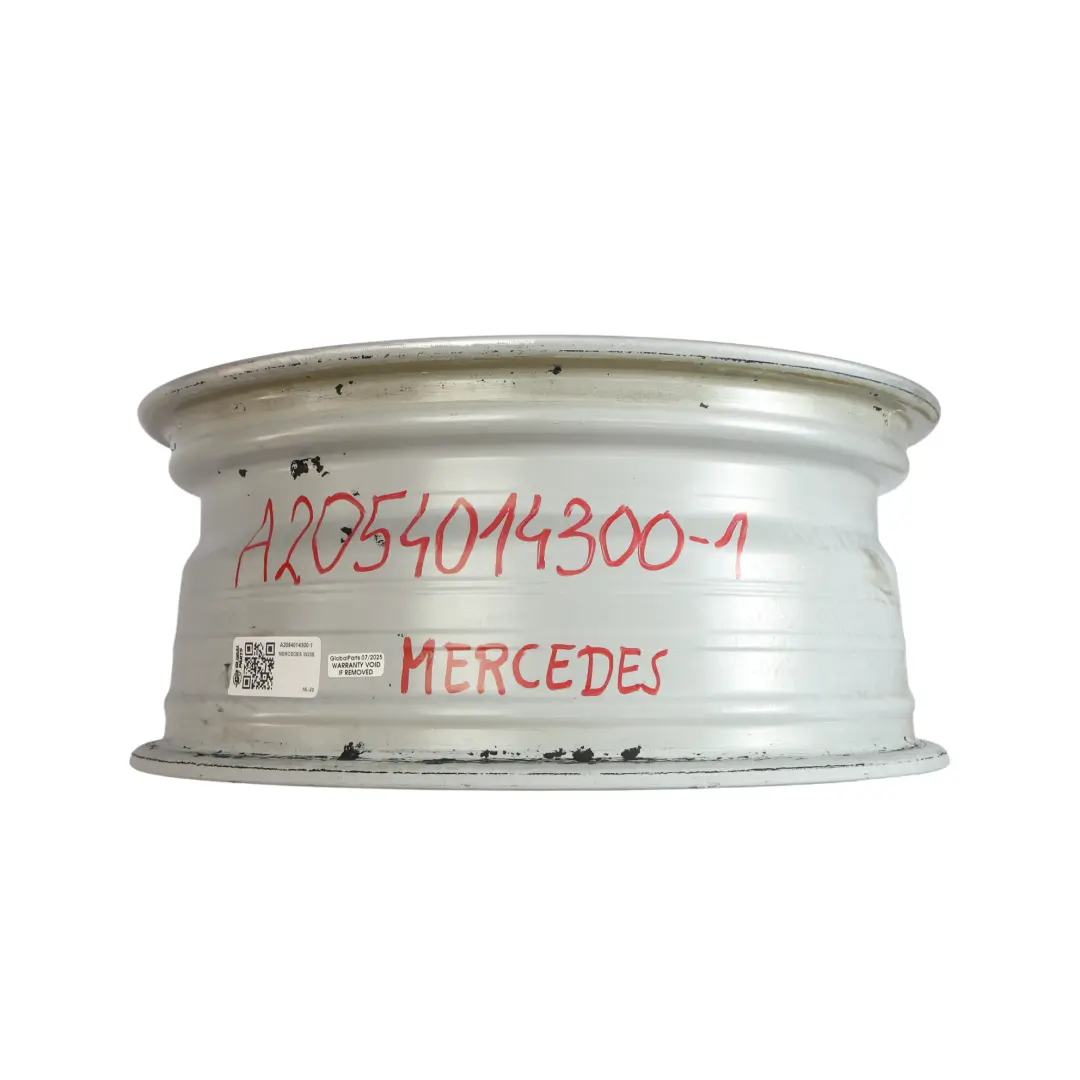 Llanta aleación plata 5 radios dobles 17" 7J ET:48,5 para Mercedes W205 con número de pieza A2054014300 Mercedes W205 Llanta aleación plata 5 radios dobles 17" 7J ET:48,5 - SKU A2054014300-1 - Número de pieza A2054014300