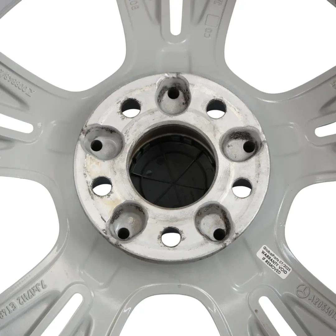 Argento Cerchio in lega 5 doppie razze 17" 7J ET:48,5 per Mercedes W205 con numero di parte A2054014300 Mercedes W205 Argento Cerchio in lega 5 doppie razze 17" 7J ET:48,5 - SKU A2054014300-2 - Numero di parte A2054014300